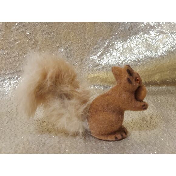 Vintage Flocked Squirrel West Germany Max Carl Wagner Kunstlerschutz Real Fur - Picture 3 of 9